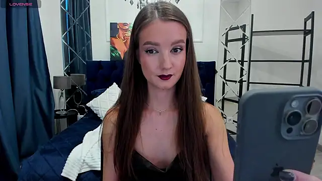 LoraSunnyy online show from 10/14/25, 08:15