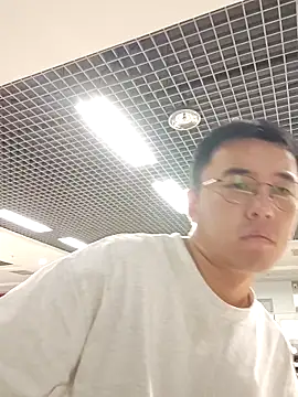 Snapshot of nnnnnan9527 chatting on 09/15/25, 01:49 nnnnnan9527 online show from 09/15/25, 01:49