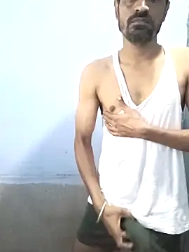 Snapshot of Mr_xxx007@xh chatting on 09/14/25, 04:00 Mr xxx007xh online show from 09/14/25, 04:00