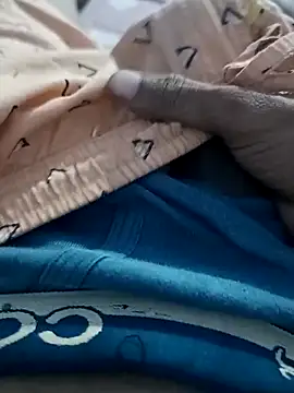 Snapshot of Mr_xxx007@xh chatting on 10/05/25, 09:51 Mr xxx007xh online show from 10/05/25, 09:51