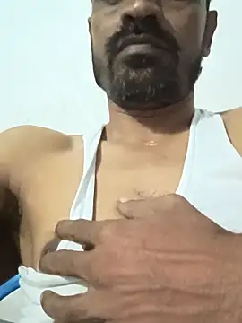 Snapshot of Mr_xxx007@xh chatting on 10/06/25, 04:59 Mr xxx007xh online show from 10/06/25, 04:59