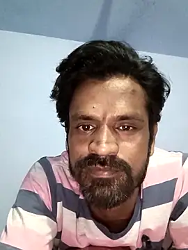 Snapshot of Mr_xxx007@xh chatting on 04/26/26, 02:37 Mr xxx007xh online show from 04/26/26, 02:37