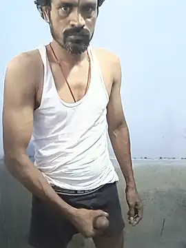 Snapshot of Mr_xxx007@xh chatting on 05/23/26, 05:01 Mr xxx007xh online show from 05/23/26, 05:01