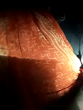 Snapshot of Maya5656 chatting on 09/21/25, 11:28 Maya5656 online show from 09/21/25, 11:28