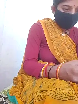 Snapshot of Maya5656 chatting on 10/21/25, 09:10 Maya5656 online show from 10/21/25, 09:10