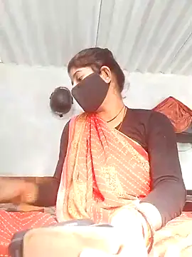 Snapshot of Maya5656 chatting on 11/29/25, 09:23 Maya5656 online show from 11/29/25, 09:23