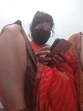 Snapshot of Maya5656 chatting on 12/03/25, 03:58 Maya5656 online show from 12/03/25, 03:58