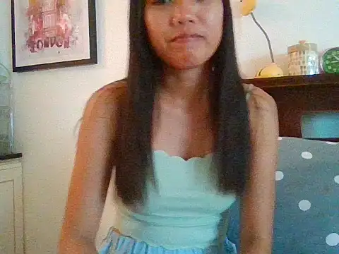 AnnewithanE online show from 09/30/25, 10:09