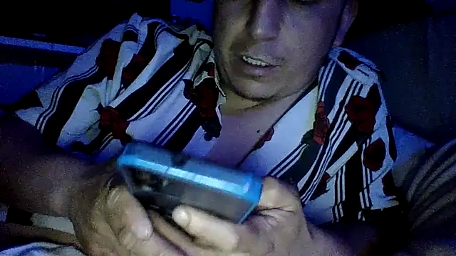 Snapshot of B3toBaby chatting on 06/07/26, 10:52 B3toBaby online show from 06/07/26, 10:52