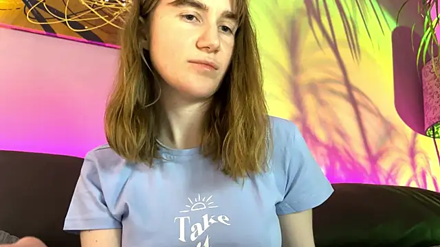 velina   online show from 09/18/25, 04:09