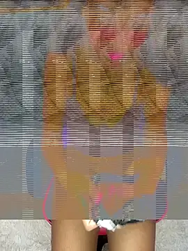 Snapshot of WildKavya chatting on 09/13/25, 03:45 WildKavya online show from 09/13/25, 03:45