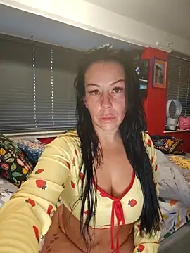 Snapshot of Filthymaddymilfy25 chatting on 05/10/26, 07:19 Filthymaddymilfy25 online show from 05/10/26, 07:19