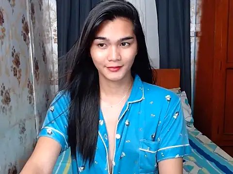 Snapshot of lady_in_moon chatting on 10/22/25, 07:52 lady in moon online show from 10/22/25, 07:52