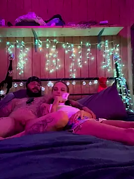 Snapshot of Kacinichole chatting on 09/14/25, 06:01 Kacinichole online show from 09/14/25, 06:01