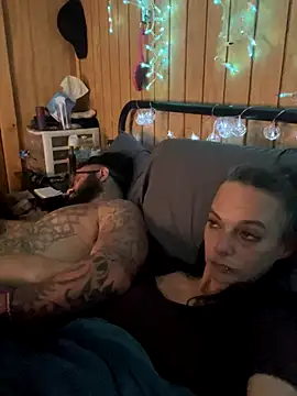 Snapshot of Kacinichole chatting on 09/16/25, 05:19 Kacinichole online show from 09/16/25, 05:19