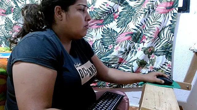 69smallstar online show from 06/28/26, 11:49