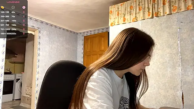 Snapshot of Lia_rise chatting on 10/03/25, 02:58 Lia rise online show from 10/03/25, 02:58