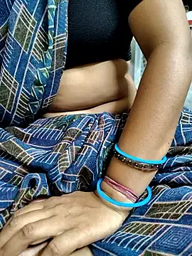 Snapshot of Hot_pooja55 chatting on 09/10/25, 03:01 Hot pooja55 online show from 09/10/25, 03:01