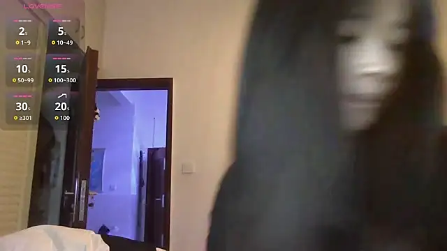 Snapshot of Monice1314 chatting on 11/01/25, 12:51 Monice1314 online show from 11/01/25, 12:51