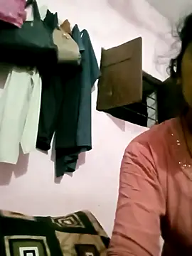 Snapshot of Hot_tin74 chatting on 09/30/25, 07:52 Hot tin74 online show from 09/30/25, 07:52