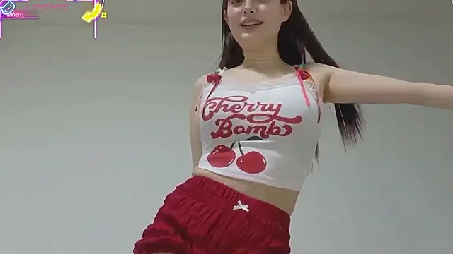 Snapshot of Mike-ch- chatting on 10/11/25, 12:15 Mike-ch- online show from 10/11/25, 12:15