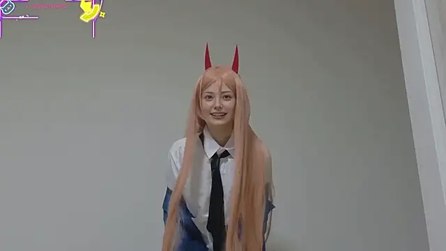 Snapshot of Mike-ch- chatting on 11/29/25, 12:13 Mike-ch- online show from 11/29/25, 12:13