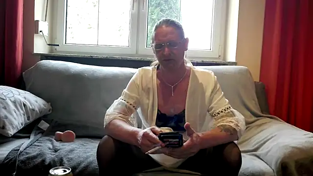 Cleohot1977 online show from 02/13/26, 01:29