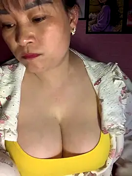 Star-sweet online show from 12/18/25, 01:39