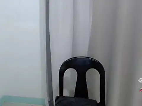 Snapshot of secretmiller_ chatting on 09/29/25, 08:30 secretmiller online show from 09/29/25, 08:30