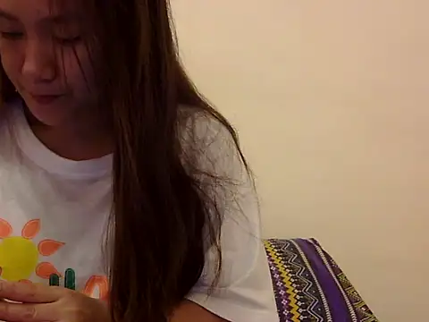 Lovelyclaya online show from 09/22/25, 02:35