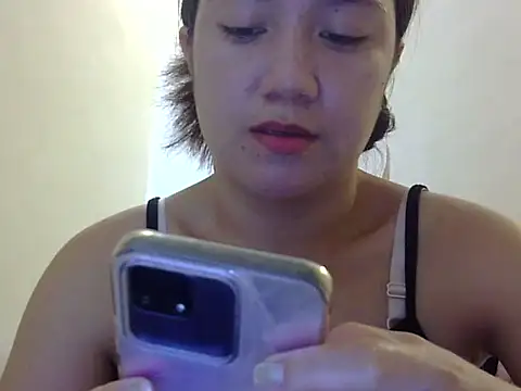 Lovelyclaya online show from 09/27/25, 01:43