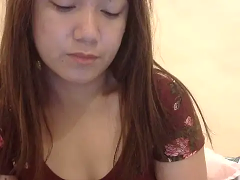 Lovelyclaya online show from 01/07/26, 07:49