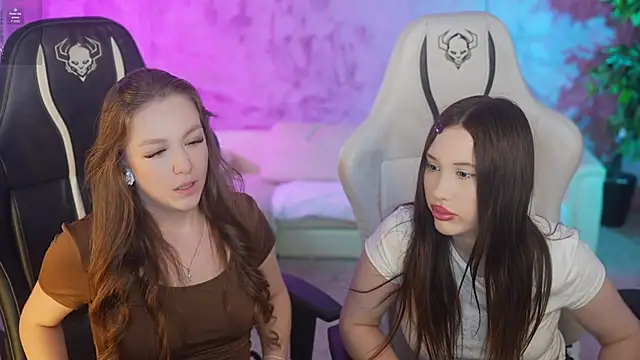 Ella 054 online show from 10/07/25, 02:47