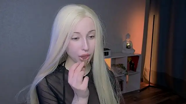 YukiMisa online show from 03/05/26, 09:22