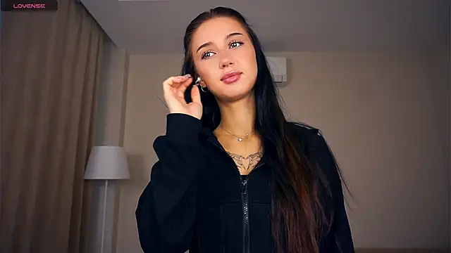 Snapshot of RendaBaatz chatting on 09/15/25, 07:30 RendaBaatz online show from 09/15/25, 07:30