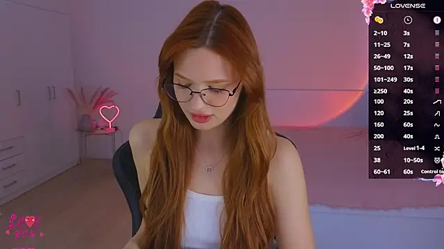 Snapshot of CuteAriel7 chatting on 05/04/26, 03:52 CuteAriel7 online show from 05/04/26, 03:52