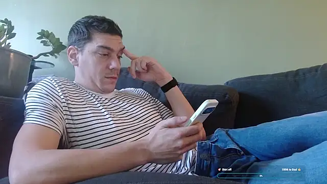 Snapshot of Ador_mask chatting on 11/24/25, 02:50 Ador mask online show from 11/24/25, 02:50