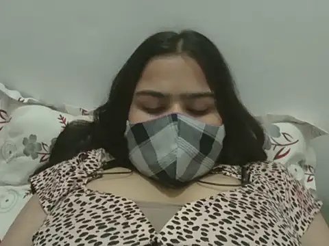 Snapshot of Nataliya_Singh chatting on 09/10/25, 01:05 Nataliya Singh online show from 09/10/25, 01:05