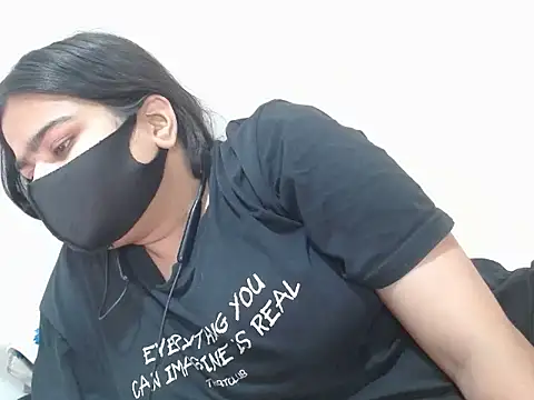 Snapshot of Nataliya_Singh chatting on 03/19/26, 09:24 Nataliya Singh online show from 03/19/26, 09:24