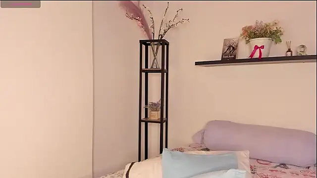 IsablellaDucal online show from 10/02/25, 04:36