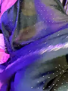 monaa-darling online show from 12/15/25, 03:05