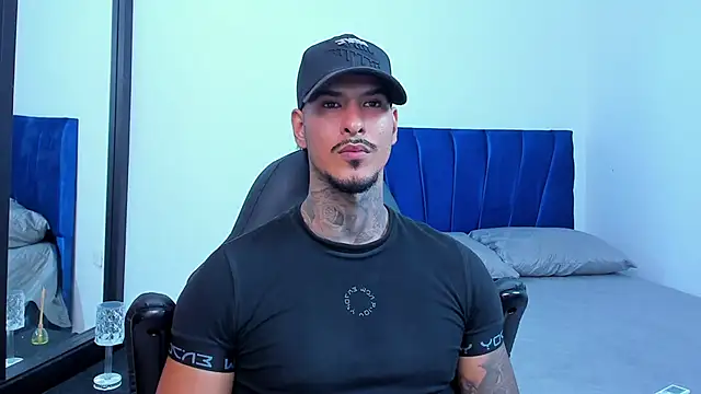 jiro kenji1 online show from 10/06/25, 10:07