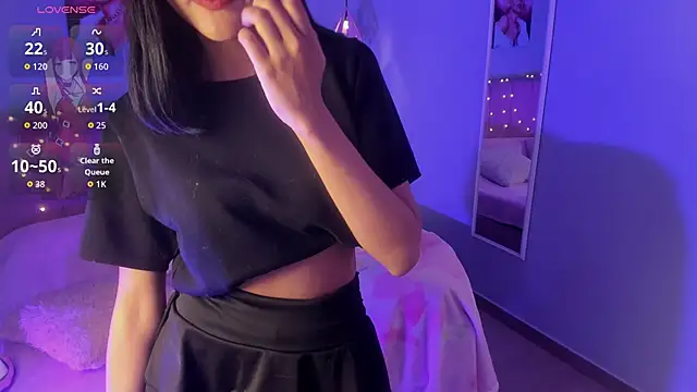 ela petit online show from 06/16/26, 07:49