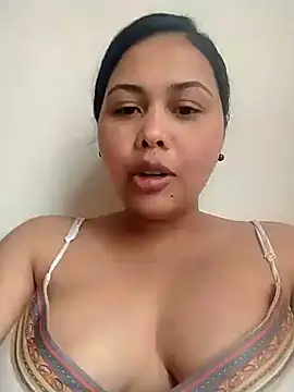 Alessandraa- online show from 05/23/26, 07:18