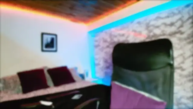 Snapshot of Gabbysweet0 chatting on 10/18/25, 01:52 Gabbysweet0 online show from 10/18/25, 01:52