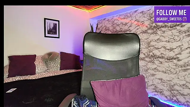 Snapshot of Gabbysweet0 chatting on 11/22/25, 12:53 Gabbysweet0 online show from 11/22/25, 12:53