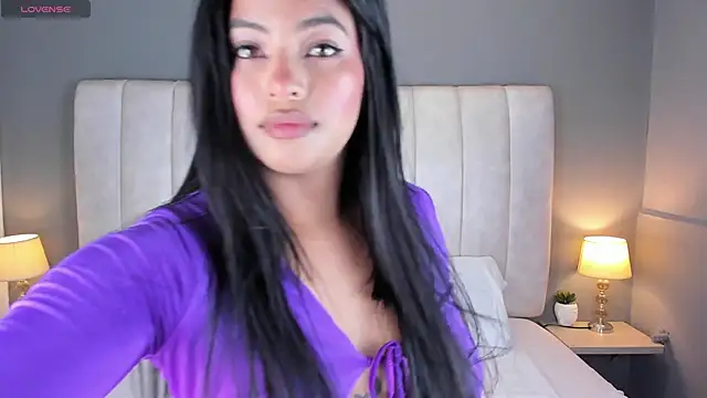 Snapshot of ScarletStarr chatting on 09/25/25, 04:27 ScarletStarr online show from 09/25/25, 04:27