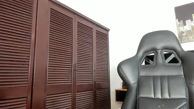 iamCharlotte19 online show from 07/11/26, 06:43