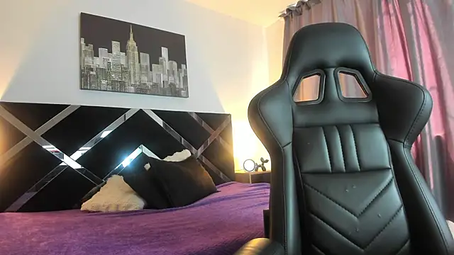 iamCharlotte19 online show from 07/22/26, 03:26