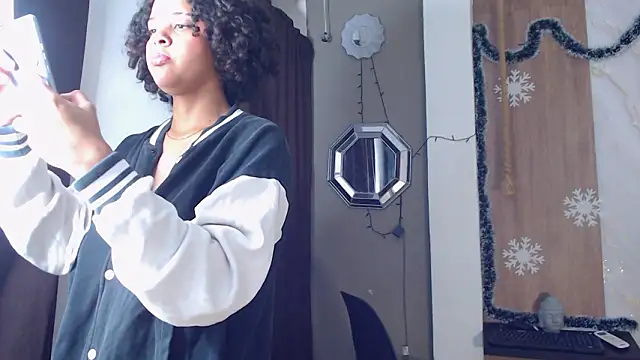 miss leidy  online show from 01/19/26, 05:11